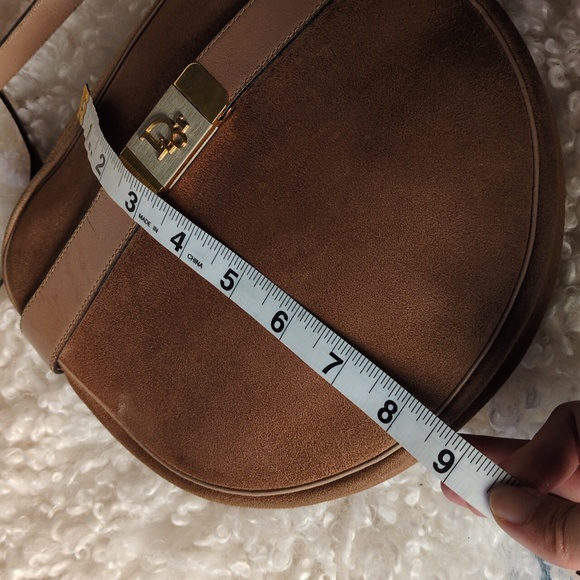 Dior Tan and Gold Accent Bag - Picture 9 of 17